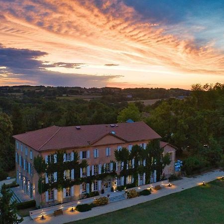 Hotel Le Chateau De Cesarges Maubec (Isere) Exterior photo